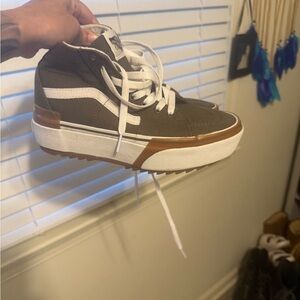 High-Top Sneakers with White and Brown Accents vans platform